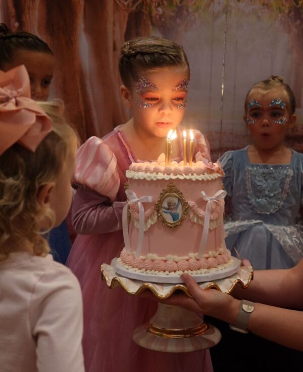 Royal Spa Party - Image 8