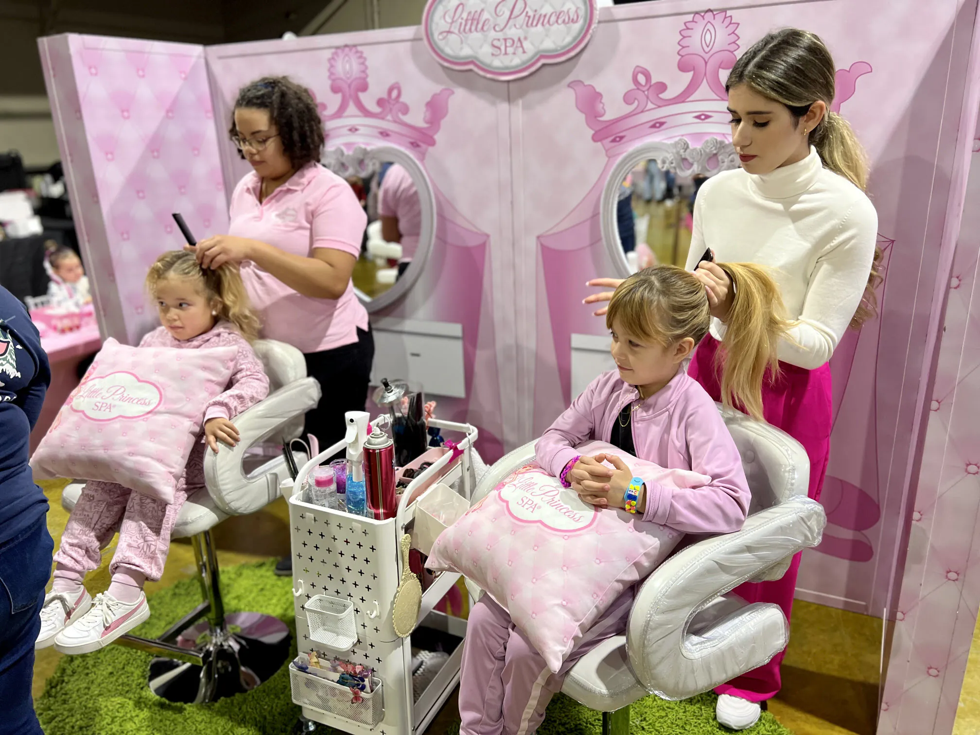 Mobile-Fairy®-Nashville-Grand-Opening-Party-5