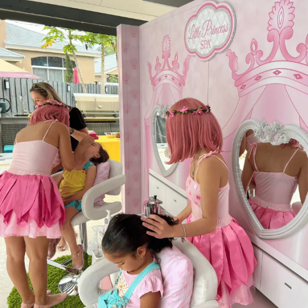 Little-Princess-Spa®-Mobile-Fairy-7.png